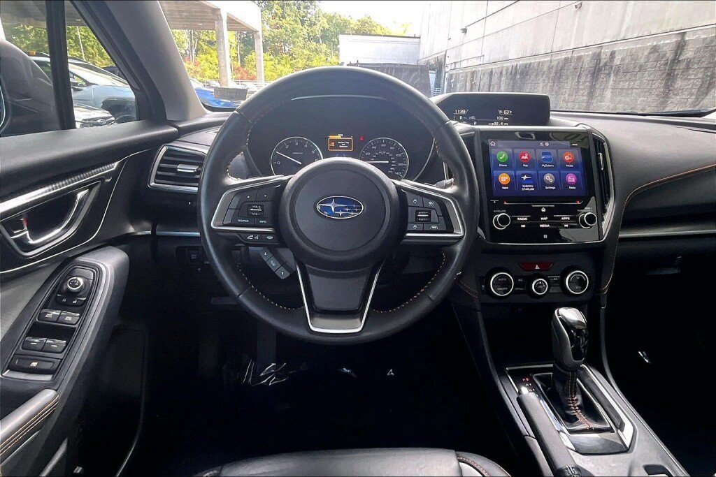 Used 2019 Subaru Crosstrek 2.0i Limited w/ Moonroof Package w/Navigation AWD/4WD image 7