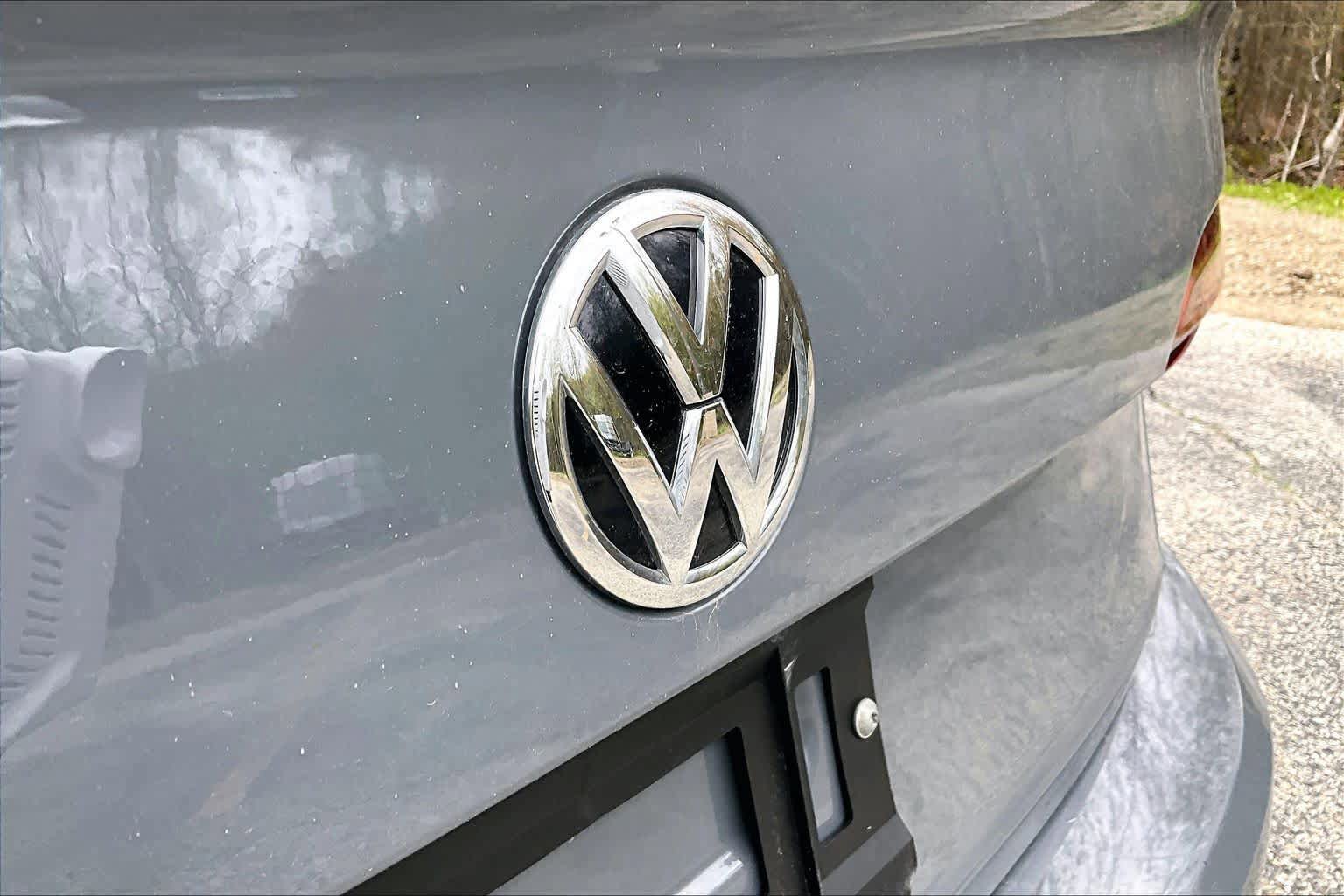 Used 2021 Volkswagen Jetta GLI FWD image 33