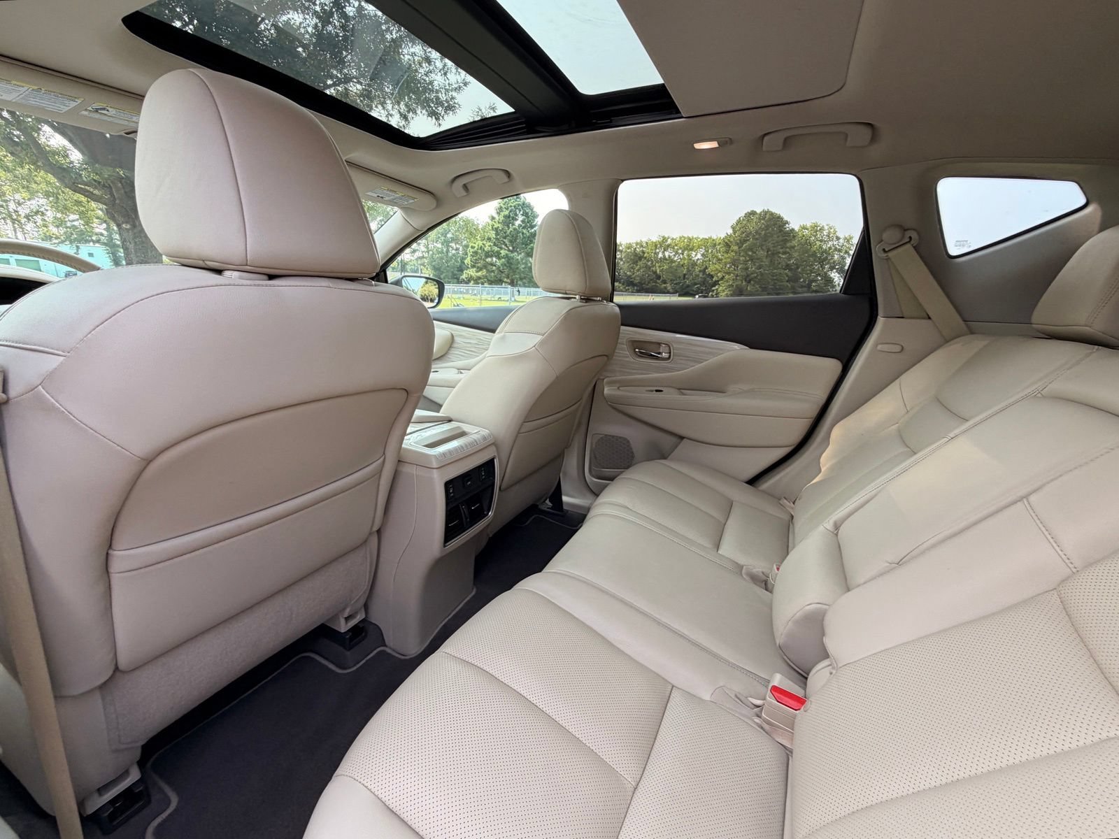Used 2017 Nissan Murano Platinum w/ Platinum Technology Package FWD image 15