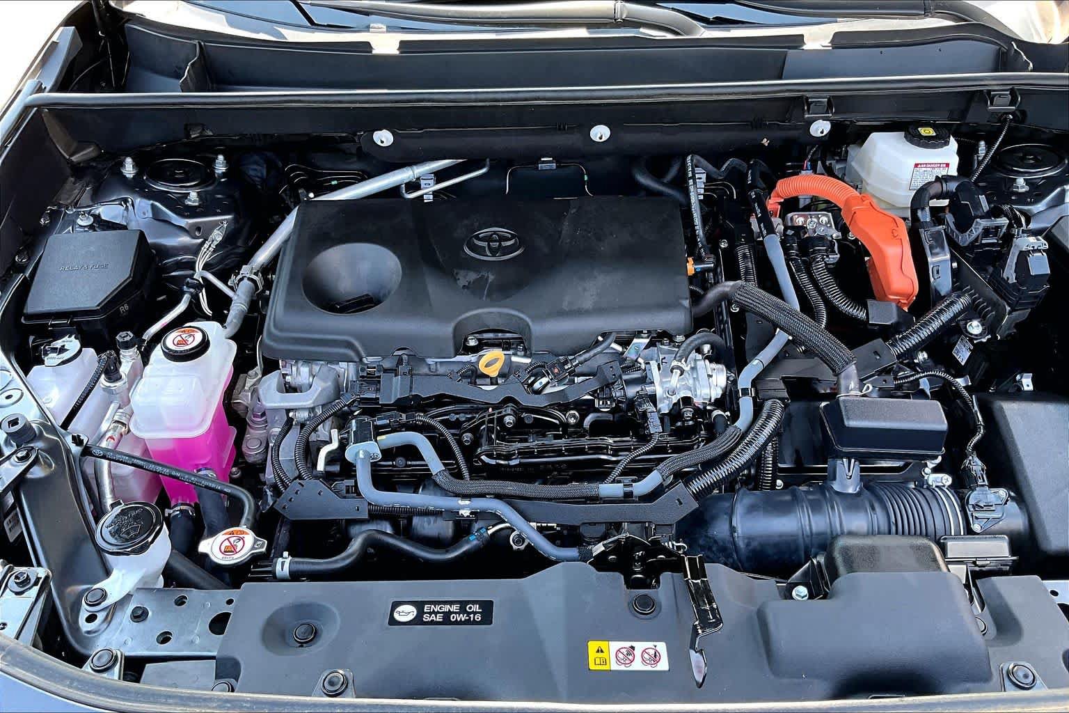 Certified 2024 Toyota RAV4 XLE AWD/4WD image 32