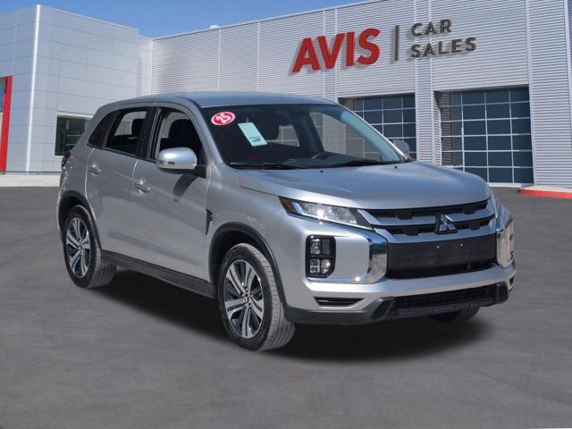 Used 2025 Mitsubishi Outlander Sport SE AWD/4WD image 3