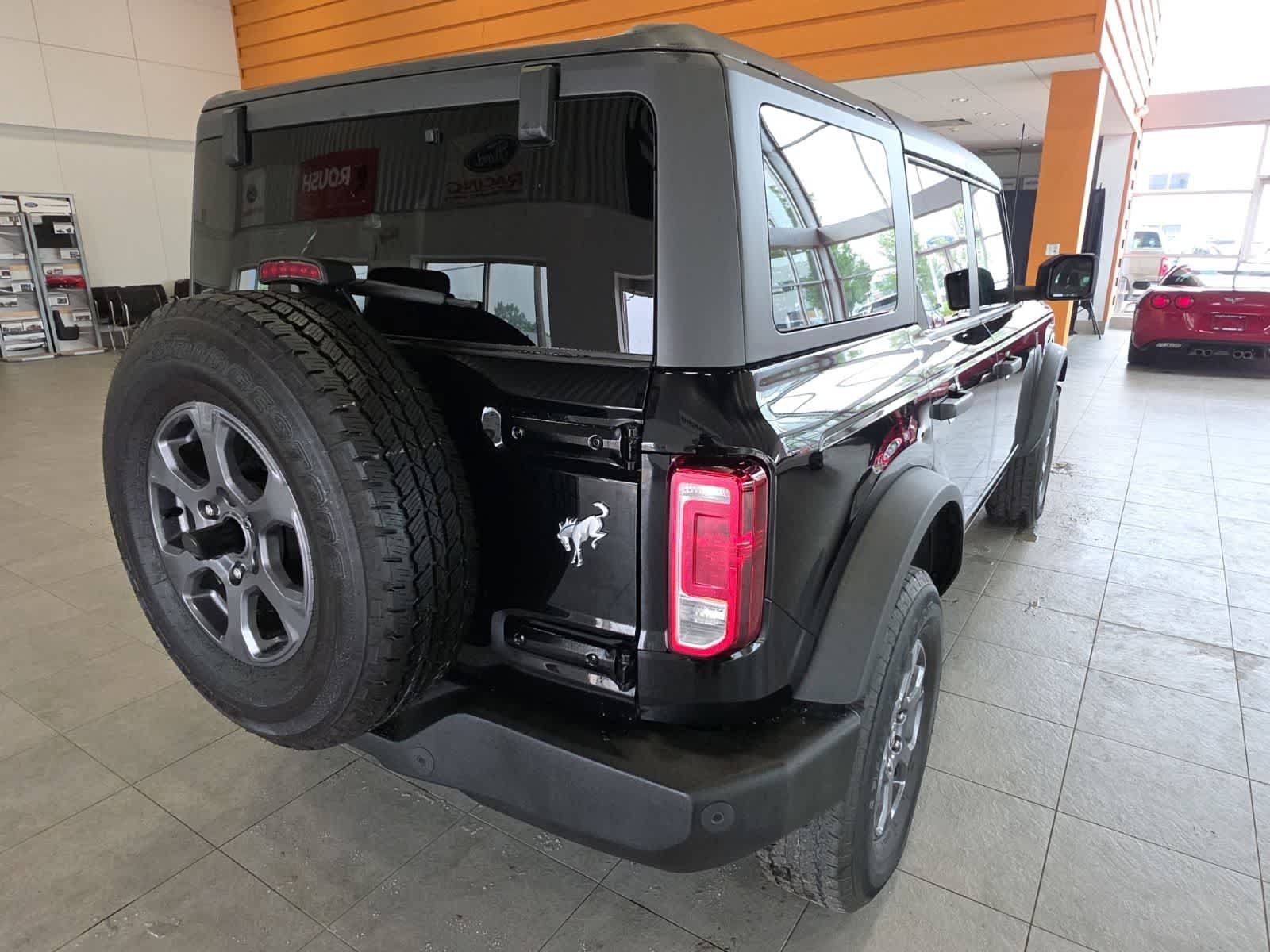 Used 2023 Ford Bronco Big Bend AWD/4WD image 9