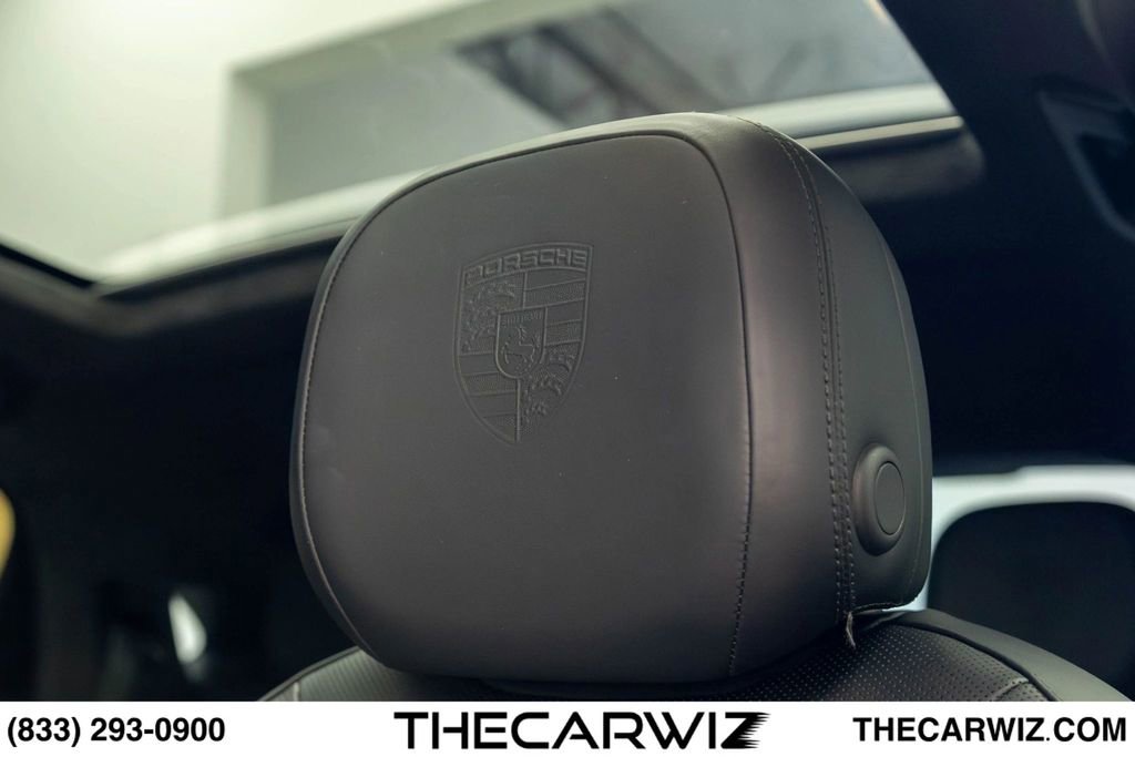 Used 2023 Porsche Cayenne Turbo AWD/4WD image 63