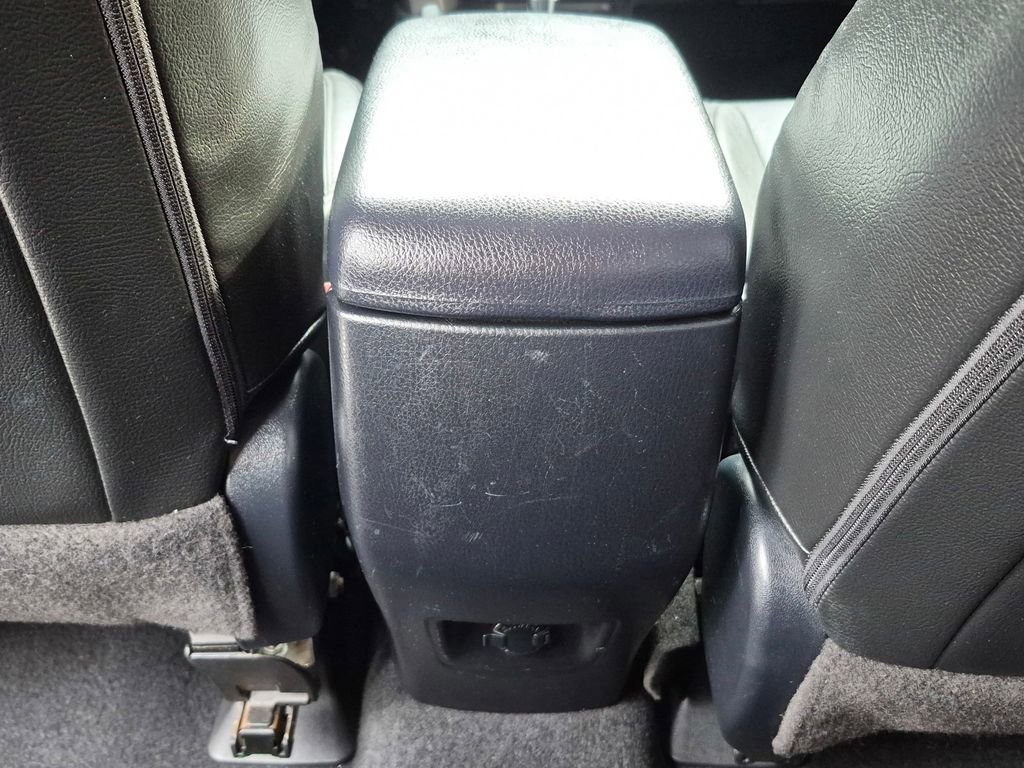 Used 2017 Toyota RAV4 LE w/ Carpet Mat Package image 16