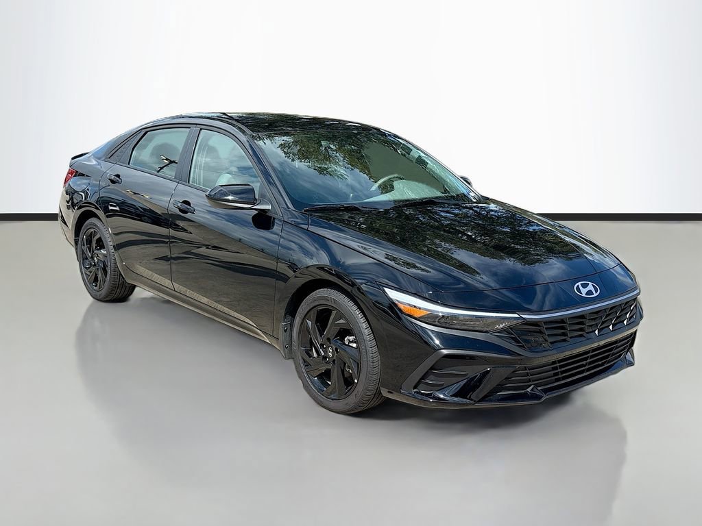 Certified 2026 Hyundai Elantra Sport image 3