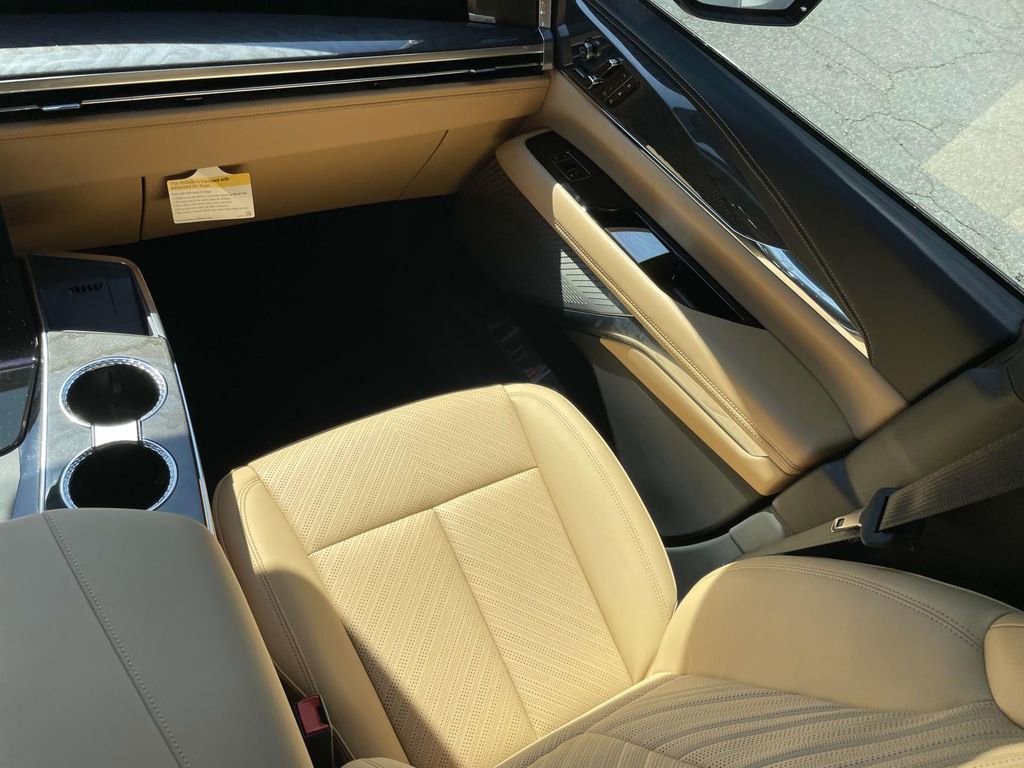 New 2025 Cadillac Escalade IQ Sport 2 w/ LPO, ONYX Package image 16