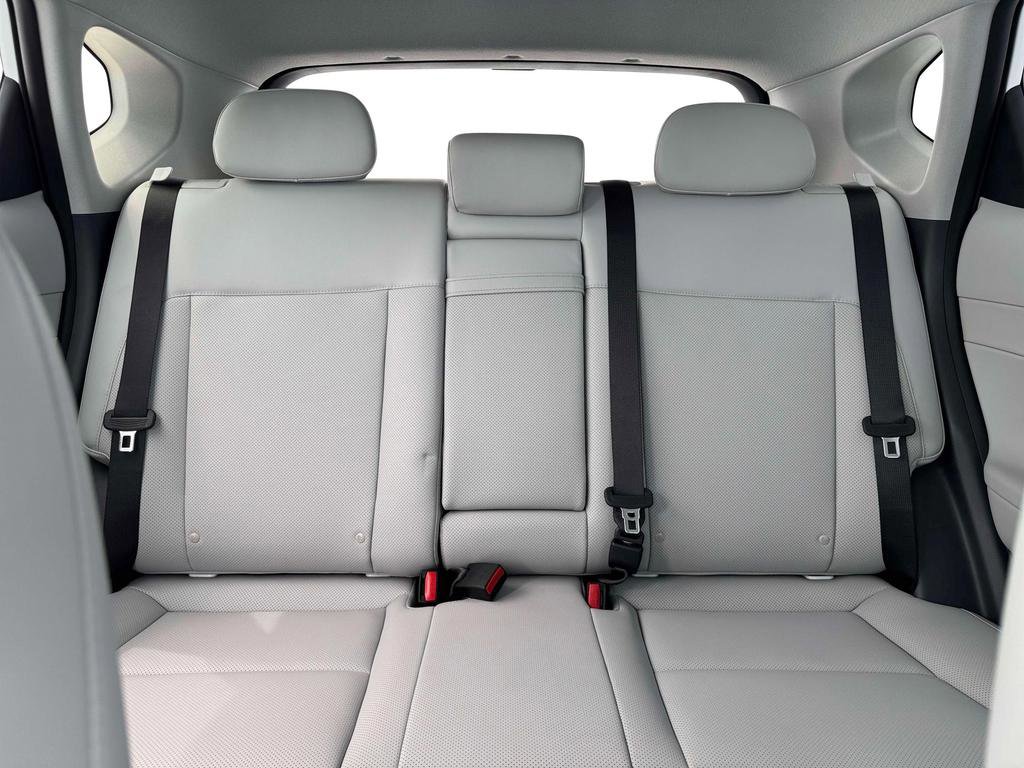 New 2026 Hyundai Kona SEL Premium image 17