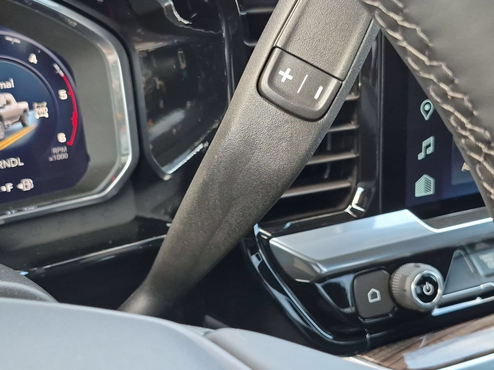 New 2026 Chevrolet Silverado 2500 LT AWD/4WD image 13