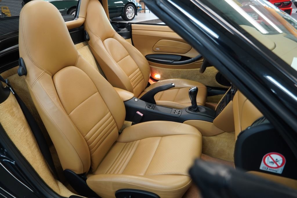 Used 2001 Porsche Boxster RWD image 21