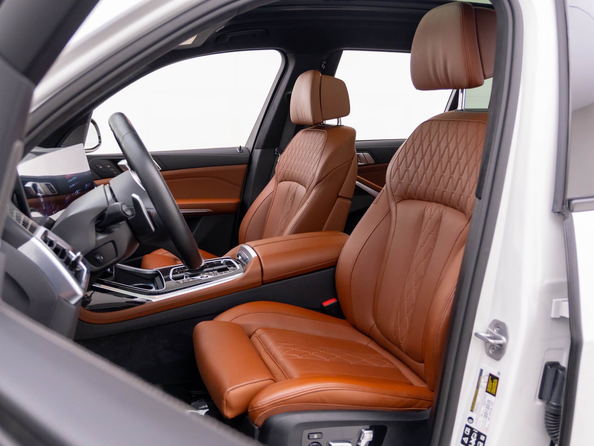 Certified 2026 BMW X7 M60i AWD/4WD image 17
