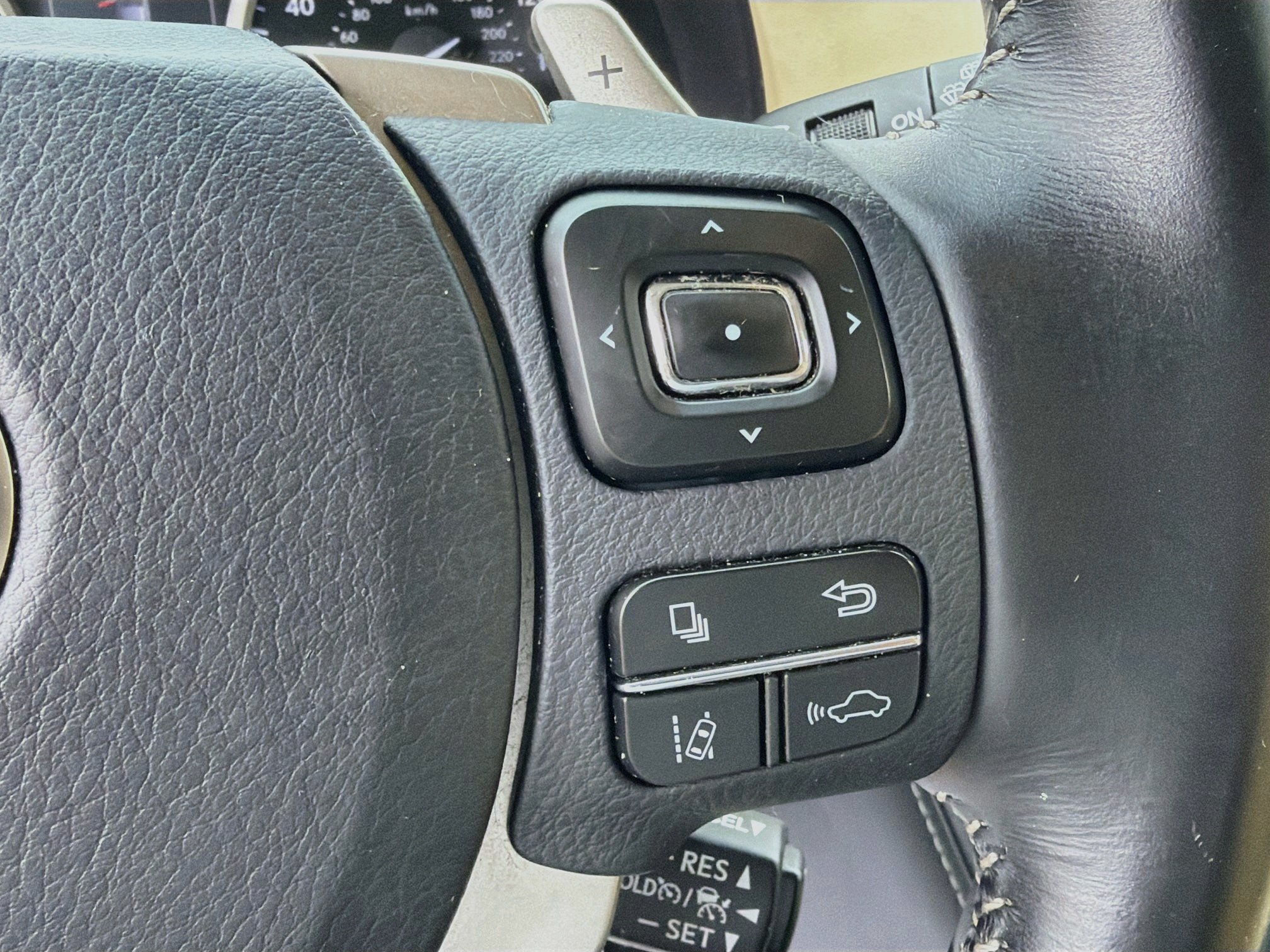 Used 2019 Lexus NX 300 FWD w/ Accessory Package 2 image 37
