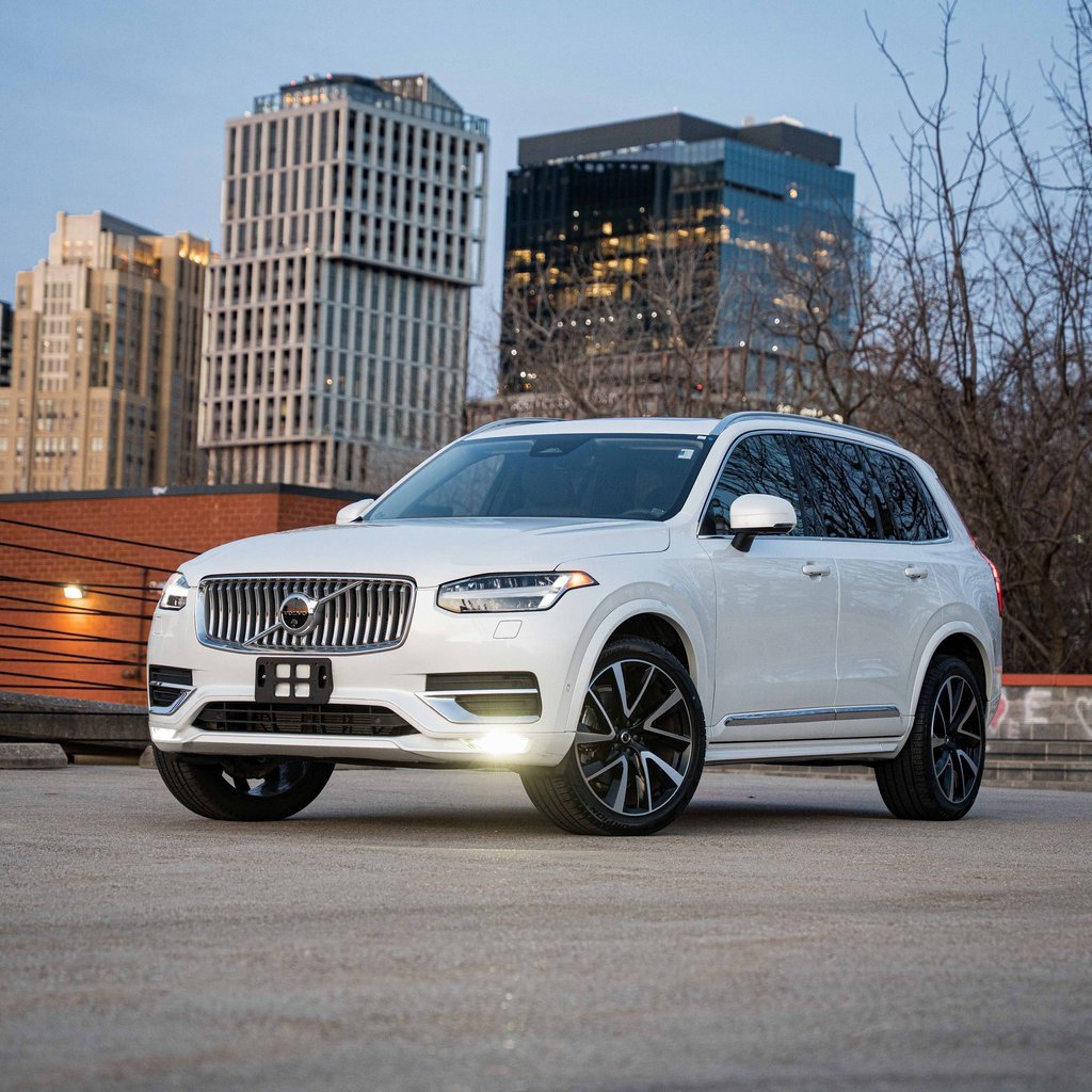 Certified 2025 Volvo XC90 B5 Plus image 1