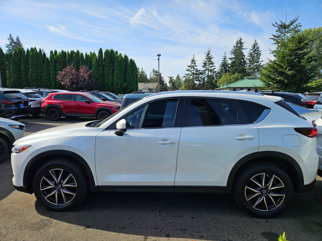 Used 2018 MAZDA CX-5 Touring w/ Preferred Equipment Package AWD/4WD image 2