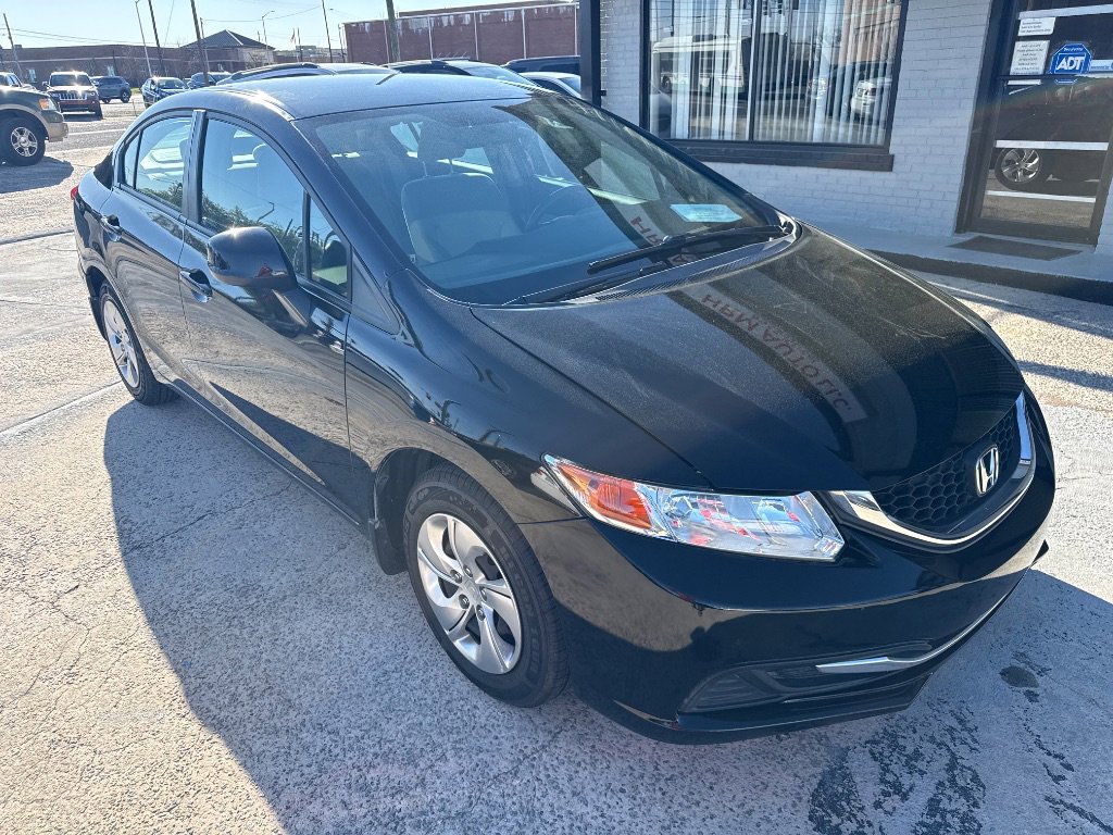 Used 2013 Honda Civic LX image 2