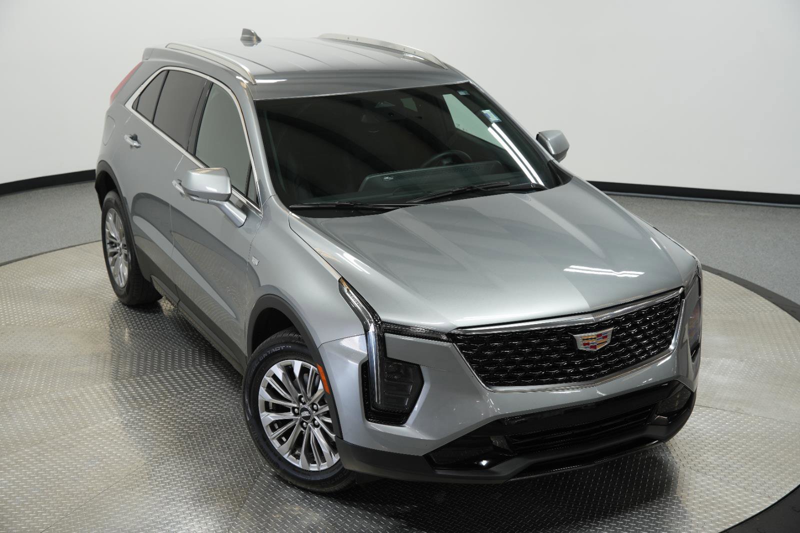 Used 2025 Cadillac XT4 Premium Luxury image 46