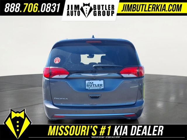 Used 2018 Chrysler Pacifica Touring-L w/ Advanced Safetytec Group FWD image 25