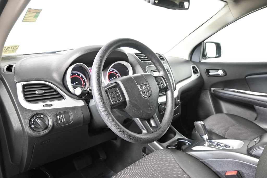 Used 2020 Dodge Journey SE w/ Blacktop Package FWD image 20