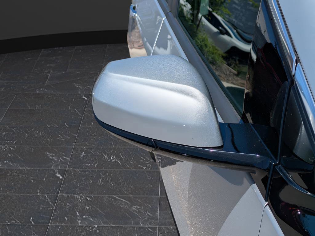 Used 2018 Chevrolet Volt LT w/ LT Driver Confidence Package FWD image 11