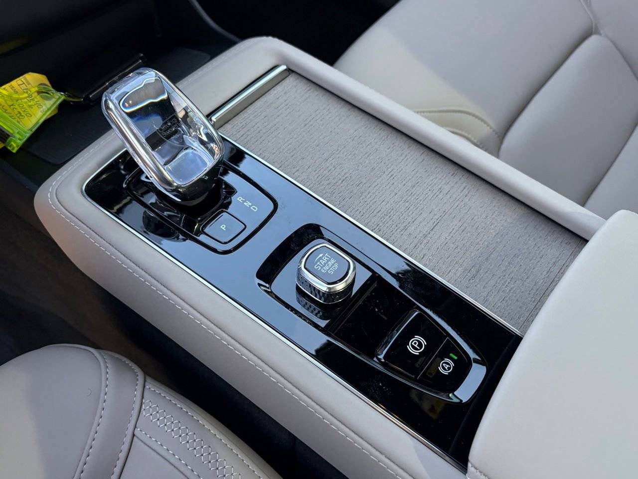 New 2026 Volvo XC90 T8 Plus image 15