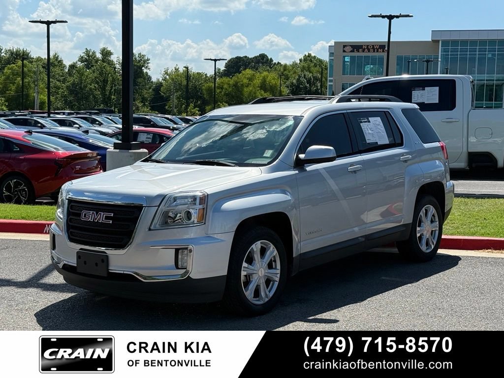 Used 2017 GMC Terrain SLE w/ Convenience Package FWD image 3
