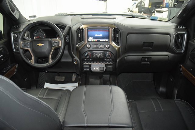 Used 2023 Chevrolet Silverado 2500 High Country w/ Z71 Off-Road Package image 33