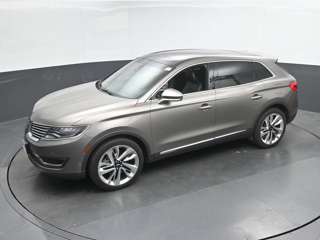 Used 2016 Lincoln MKX Reserve w/ Luxury Package AWD/4WD image 29