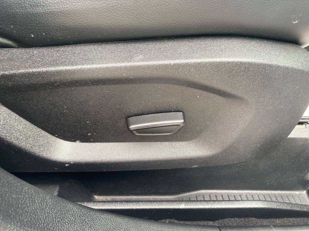 Used 2024 Ford Edge SEL image 12