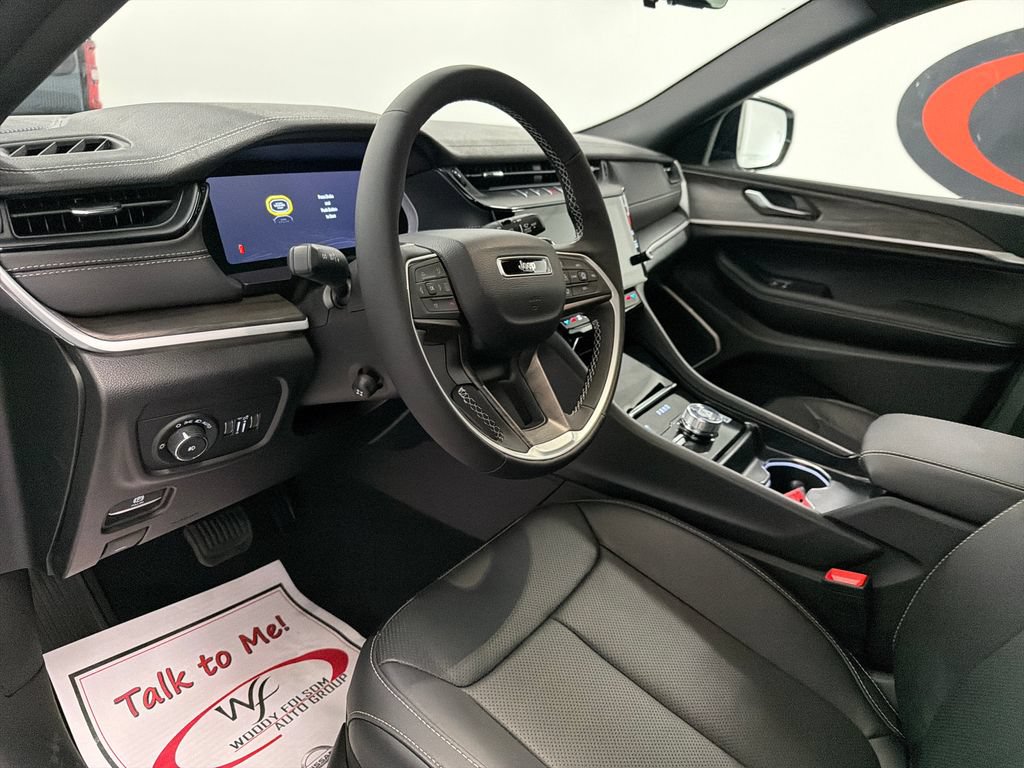 New 2026 Jeep Grand Cherokee Limited AWD/4WD image 10