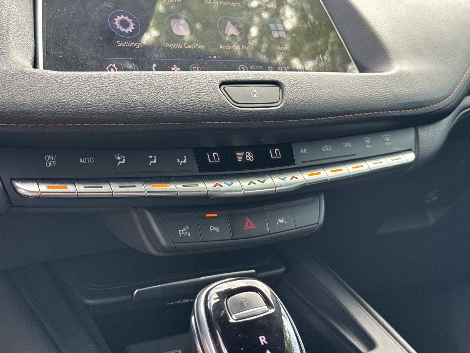 Used 2022 Cadillac XT4 Sport w/ Enhanced Visibility Package AWD/4WD image 22