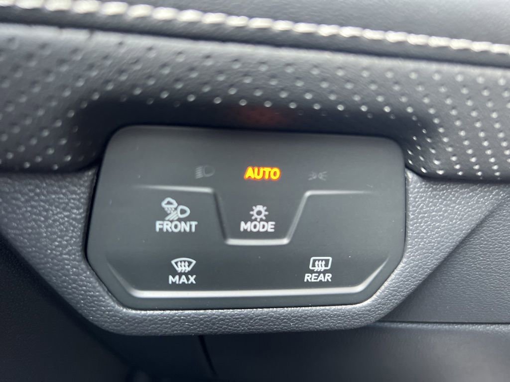 New 2026 Volkswagen Atlas SE image 21