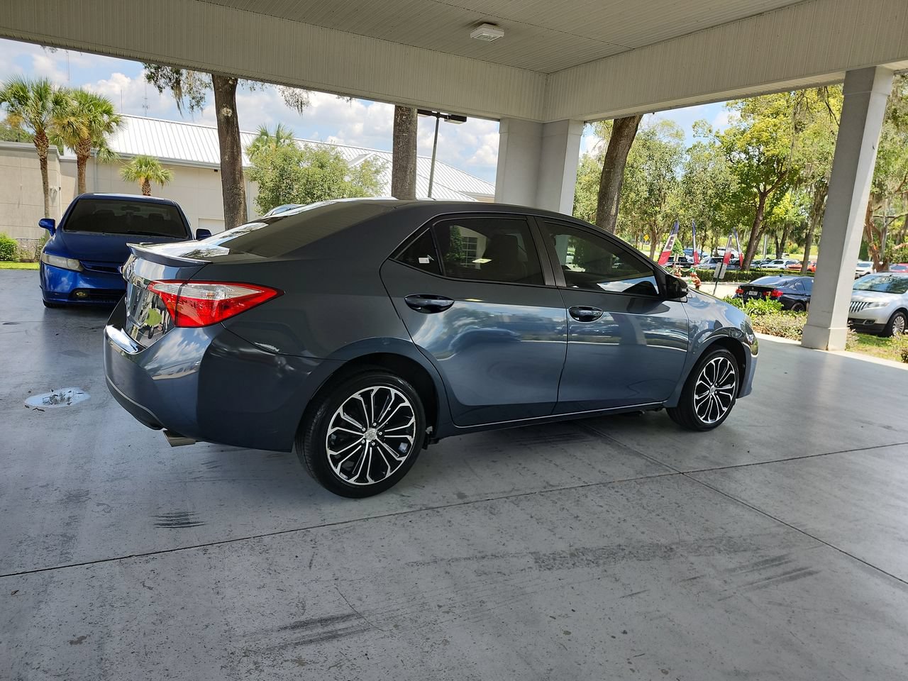 Used 2015 Toyota Corolla S FWD image 5