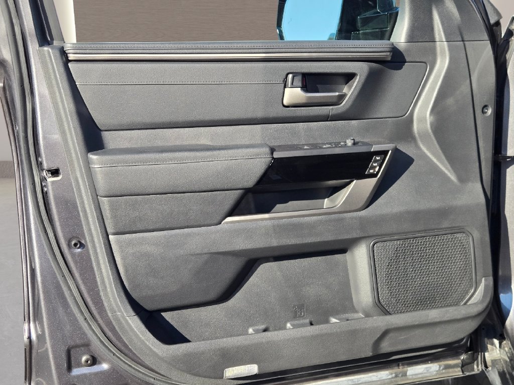 Used 2024 Toyota Tundra Limited AWD/4WD image 20