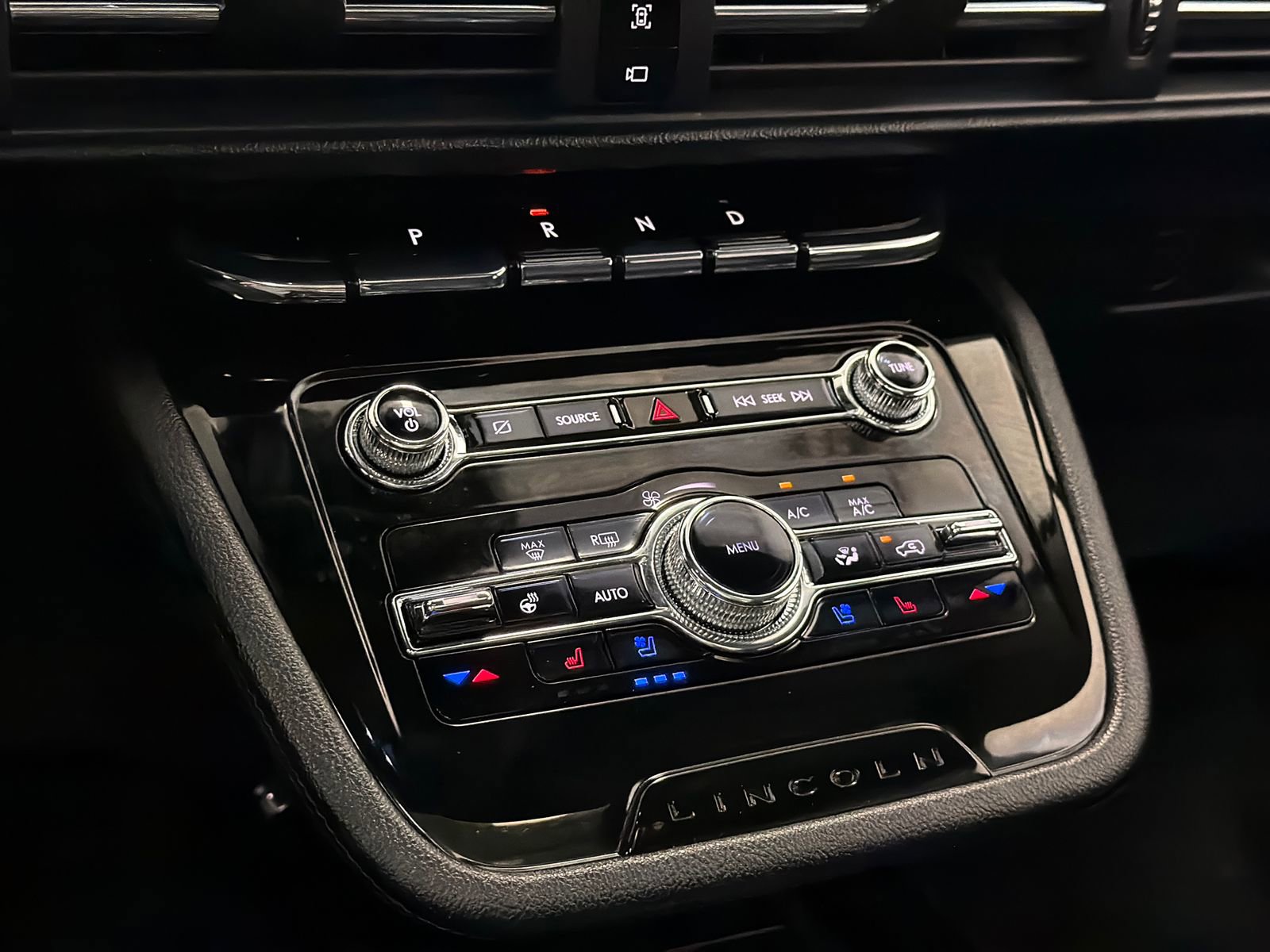 Certified 2022 Lincoln Corsair AWD w/ Premium Package image 27