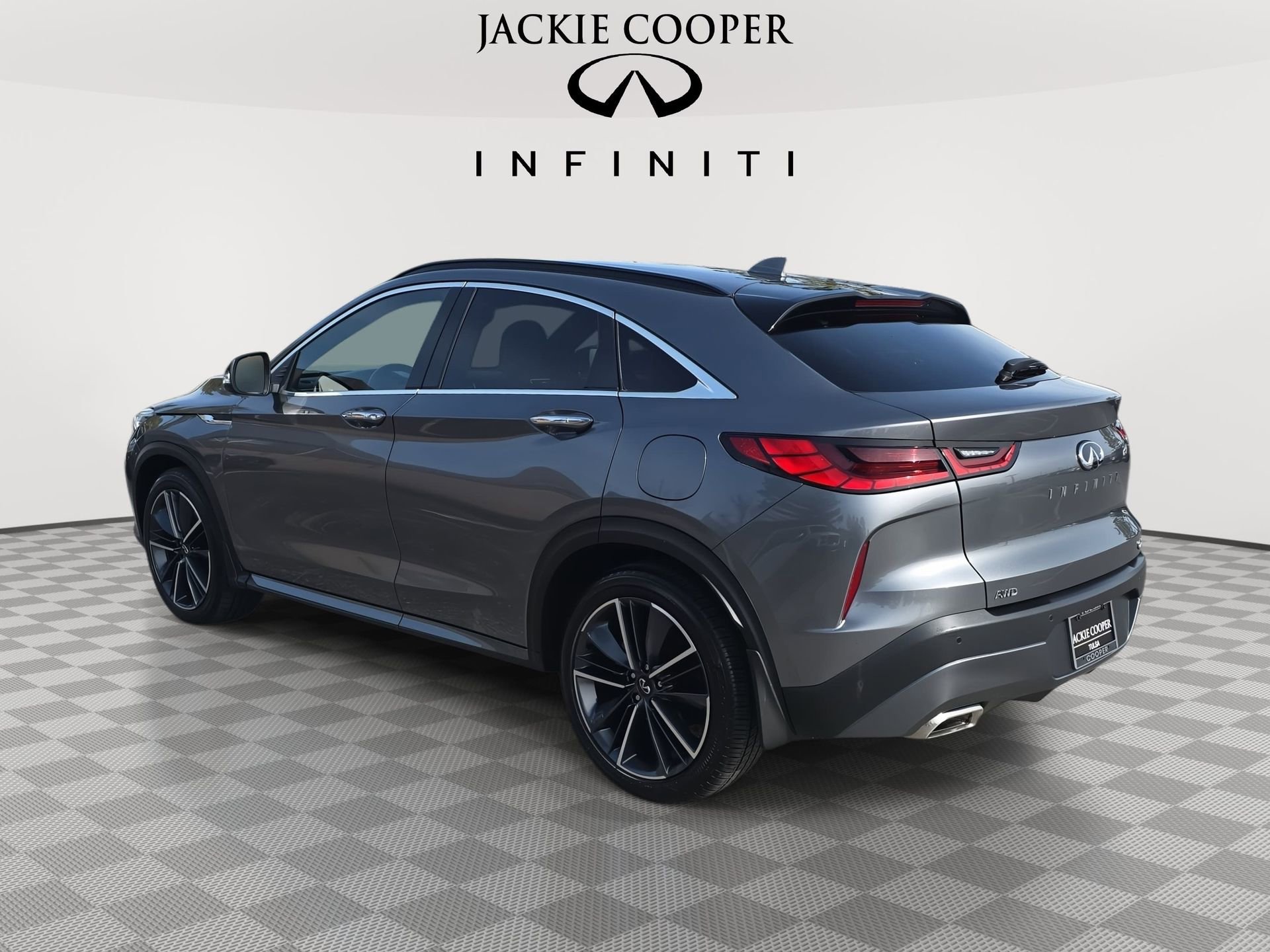 Certified 2025 INFINITI QX55 Essential image 7