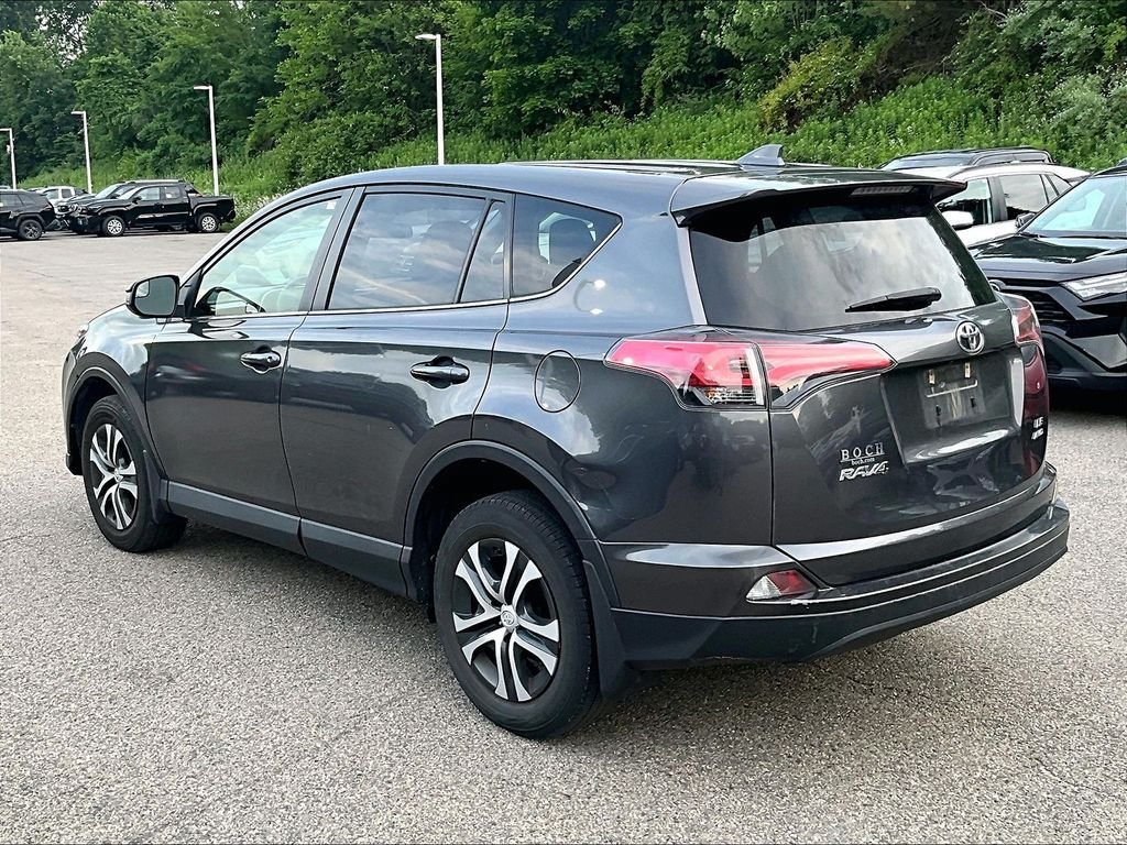 Used 2018 Toyota RAV4 LE w/ All Weather Liner Package AWD/4WD image 5