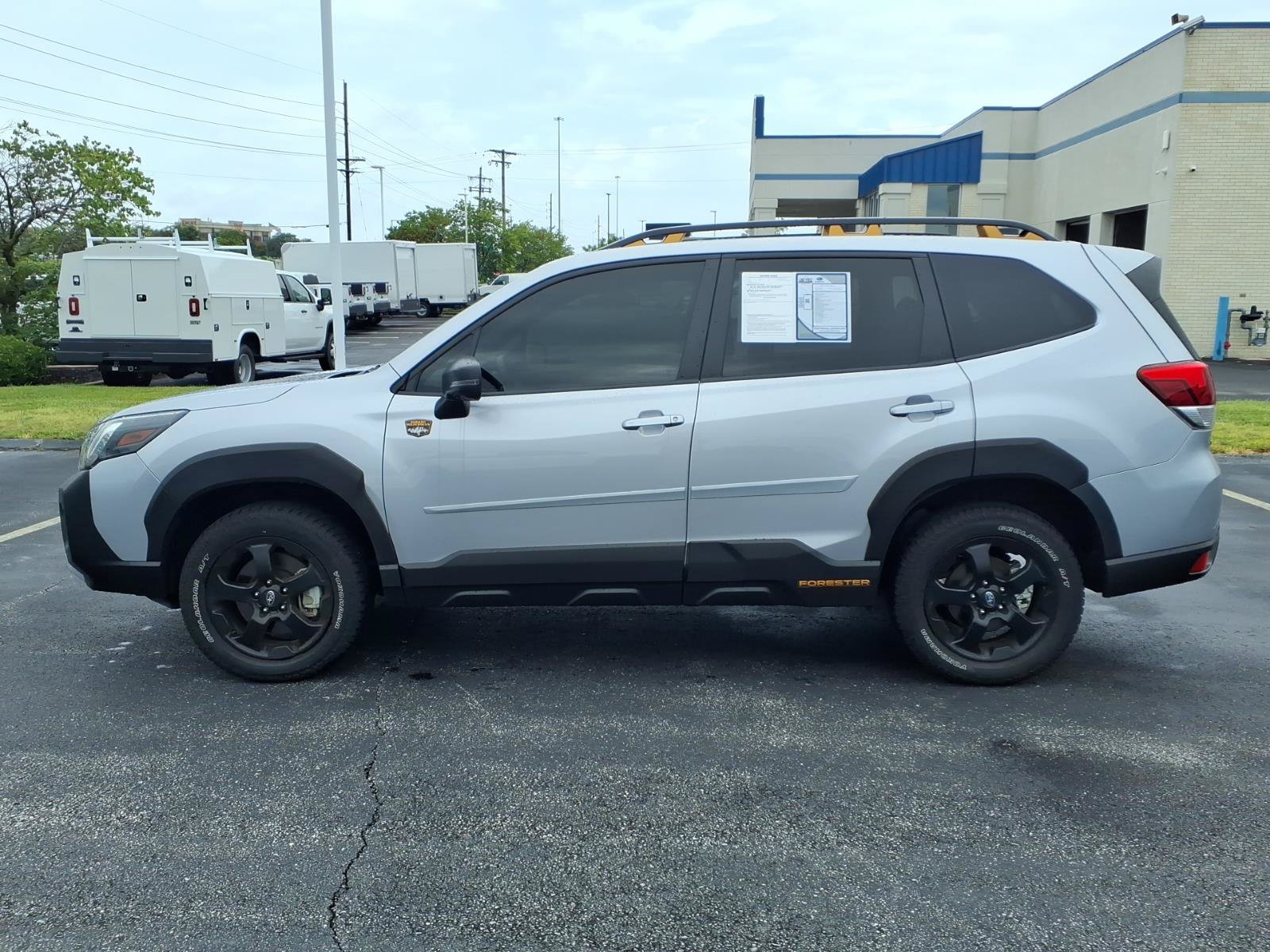 Used 2024 Subaru Forester Wilderness w/ Convenience Package AWD/4WD image 4