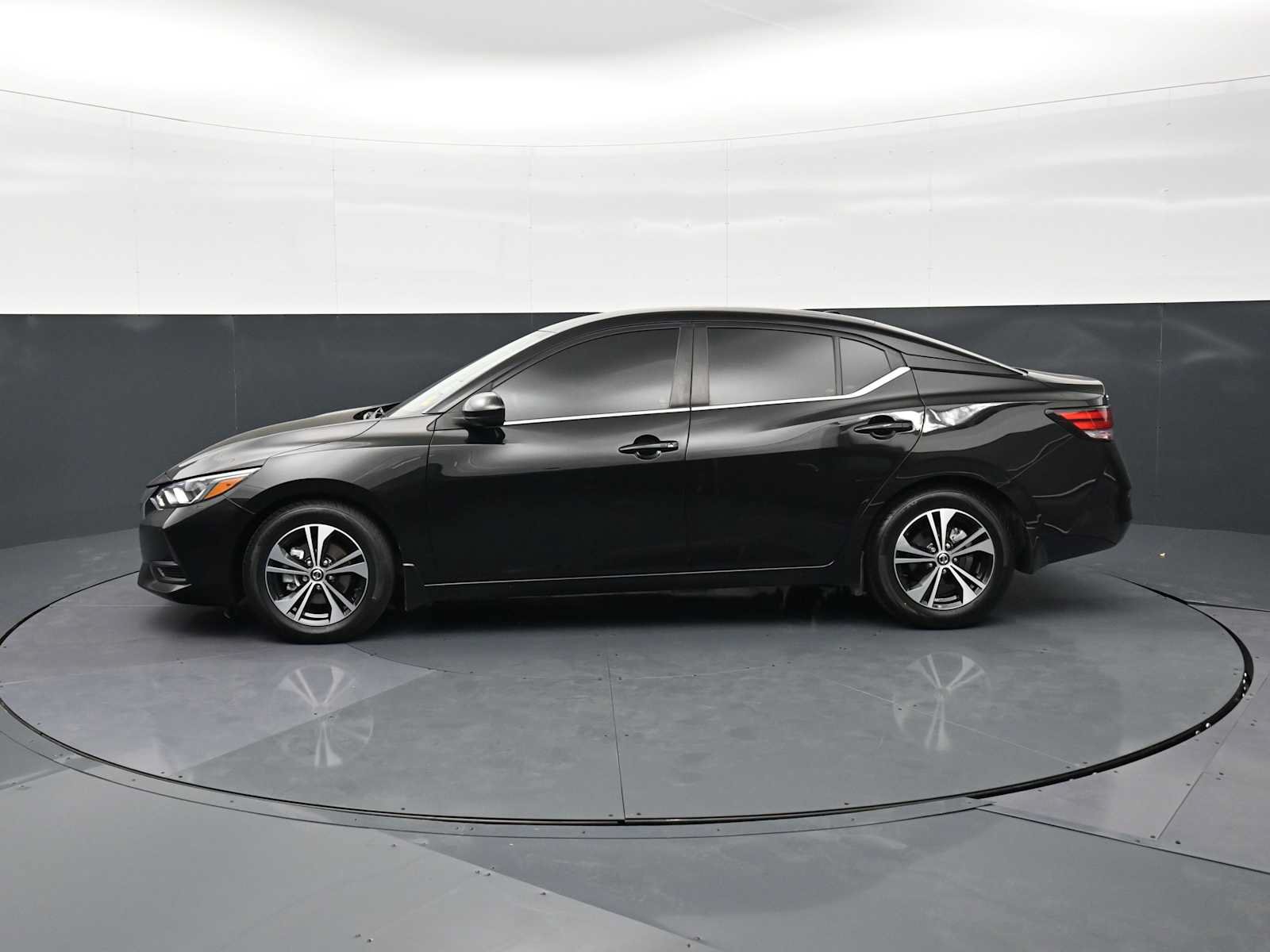 Used 2022 Nissan Sentra SV w/ All-Weather Package FWD image 8