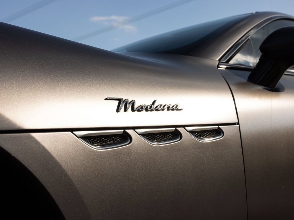 Used 2024 Maserati GranTurismo Modena AWD/4WD image 17