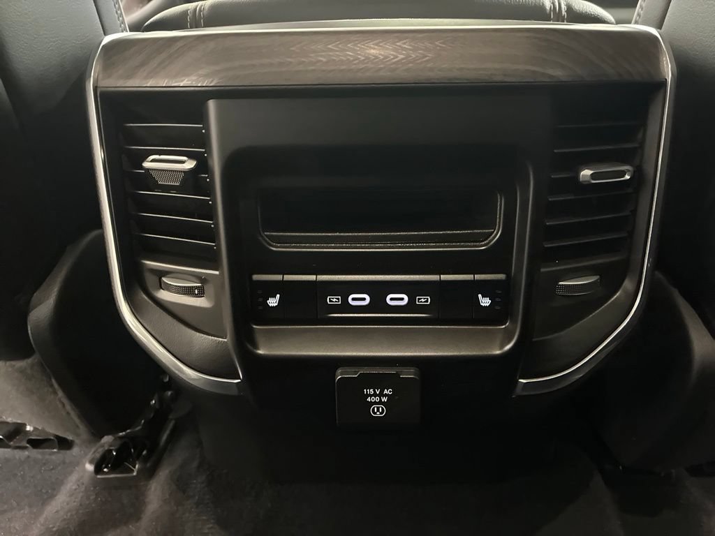 Used 2026 RAM 1500 Laramie AWD/4WD image 19