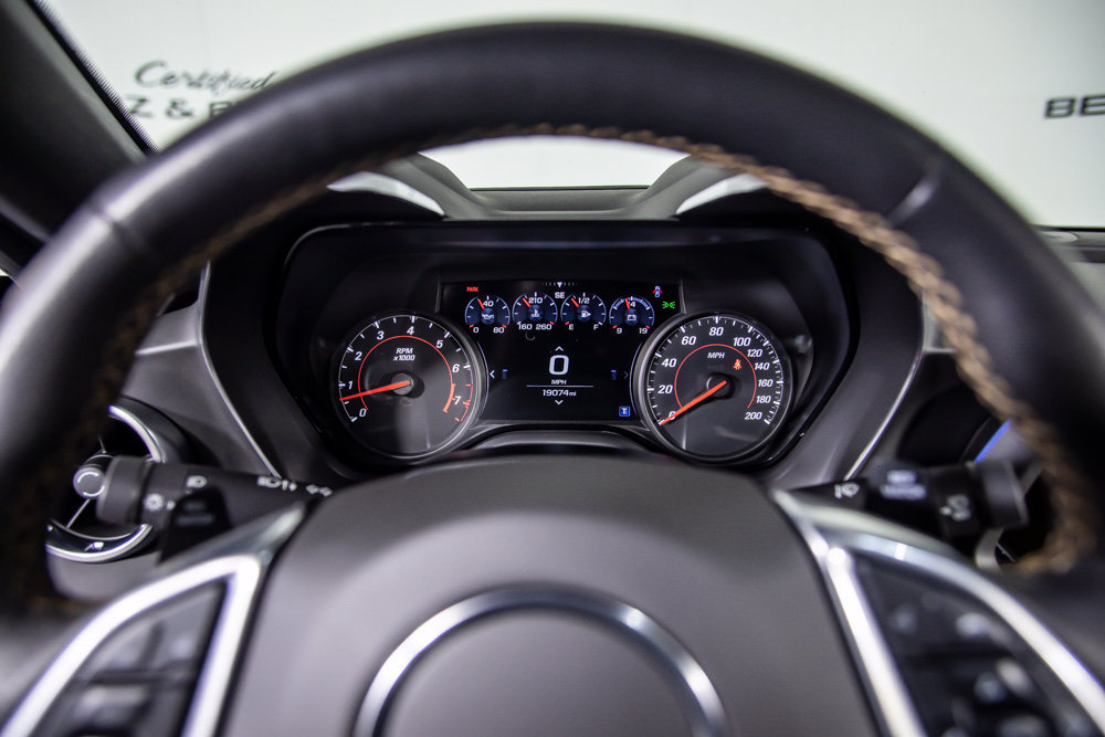 Used 2021 Chevrolet Camaro SS RWD image 23