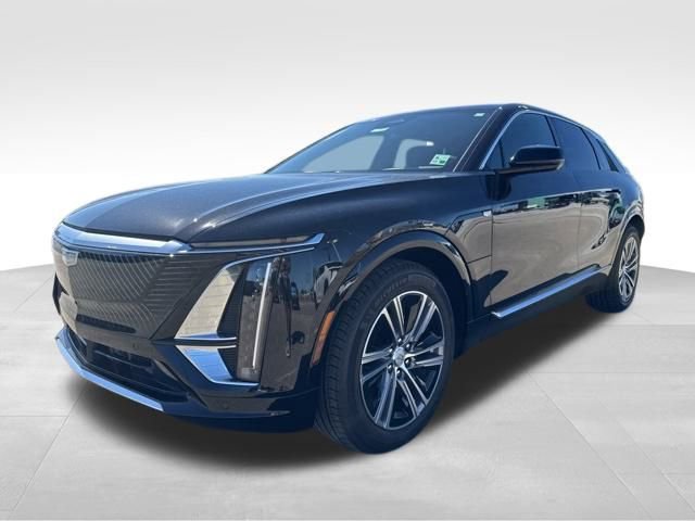 New 2026 Cadillac Lyriq Luxury w/ LPO, Floor Liner Package image 5