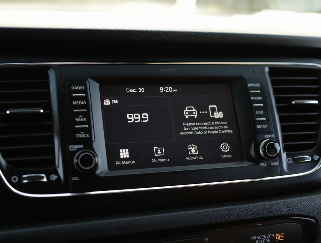 Used 2018 Kia Sedona LX w/ LX Essentials Premium Package image 12