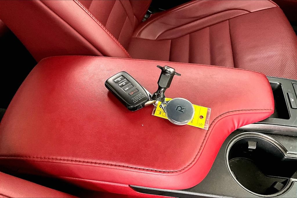 Used 2022 Lexus IS 350 F Sport w/ Navigation Package RWD image 11