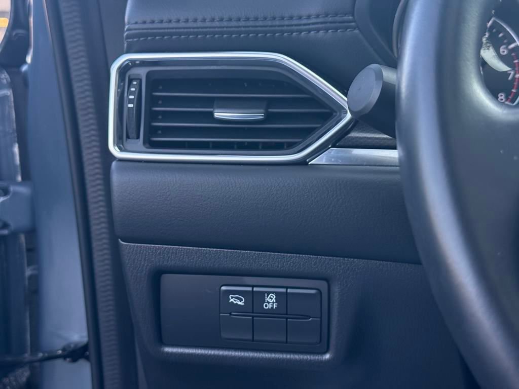 Used 2023 MAZDA CX-5 Carbon Edition image 26