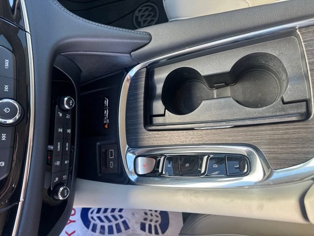 Used 2023 Buick Enclave Avenir w/ Avenir Technology Package AWD/4WD image 5