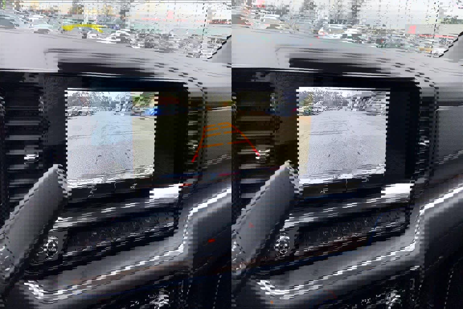 Used 2025 GMC Sierra 1500 SLT image 27