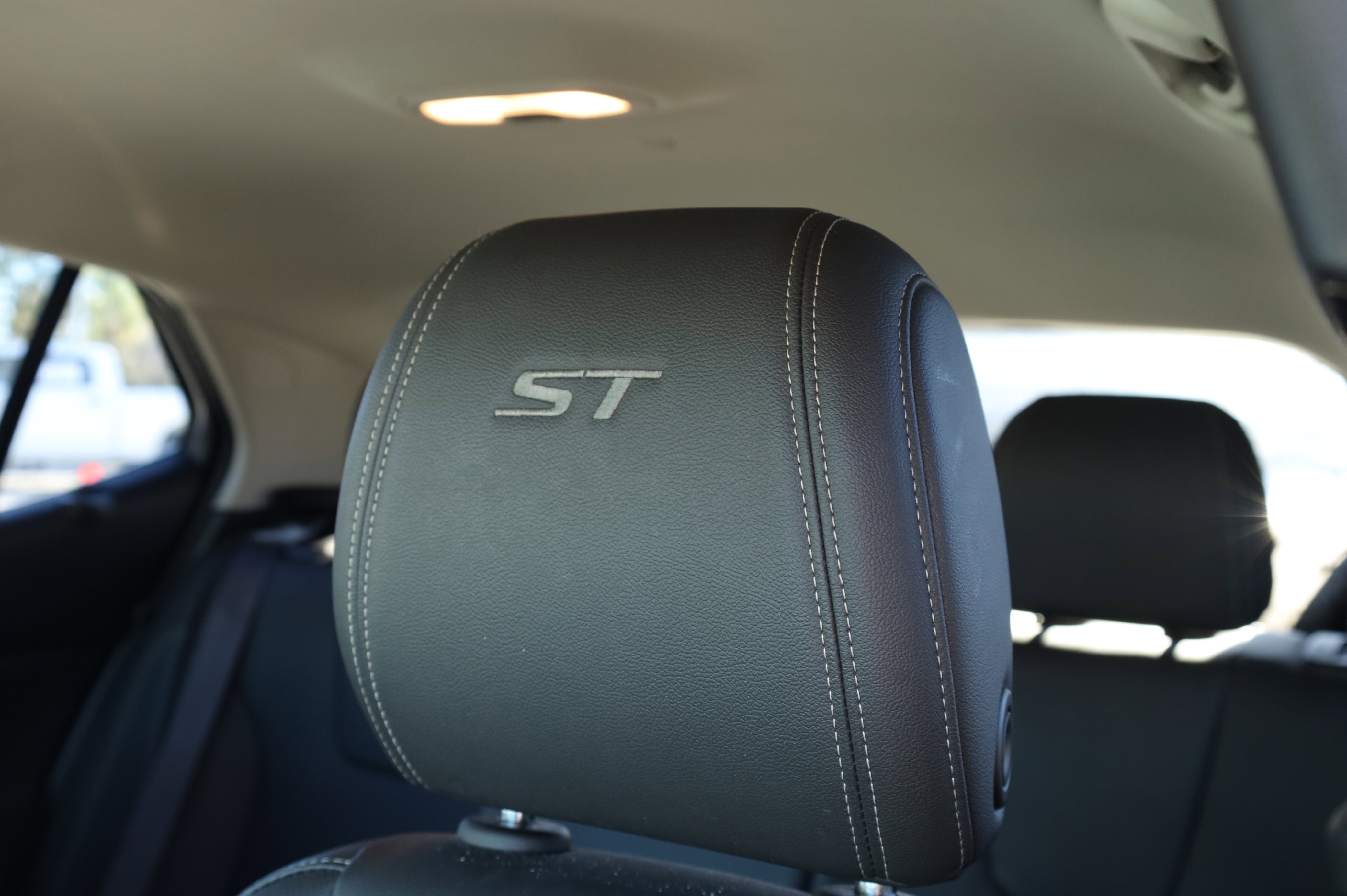 Used 2024 Buick Encore GX Sport Touring image 19