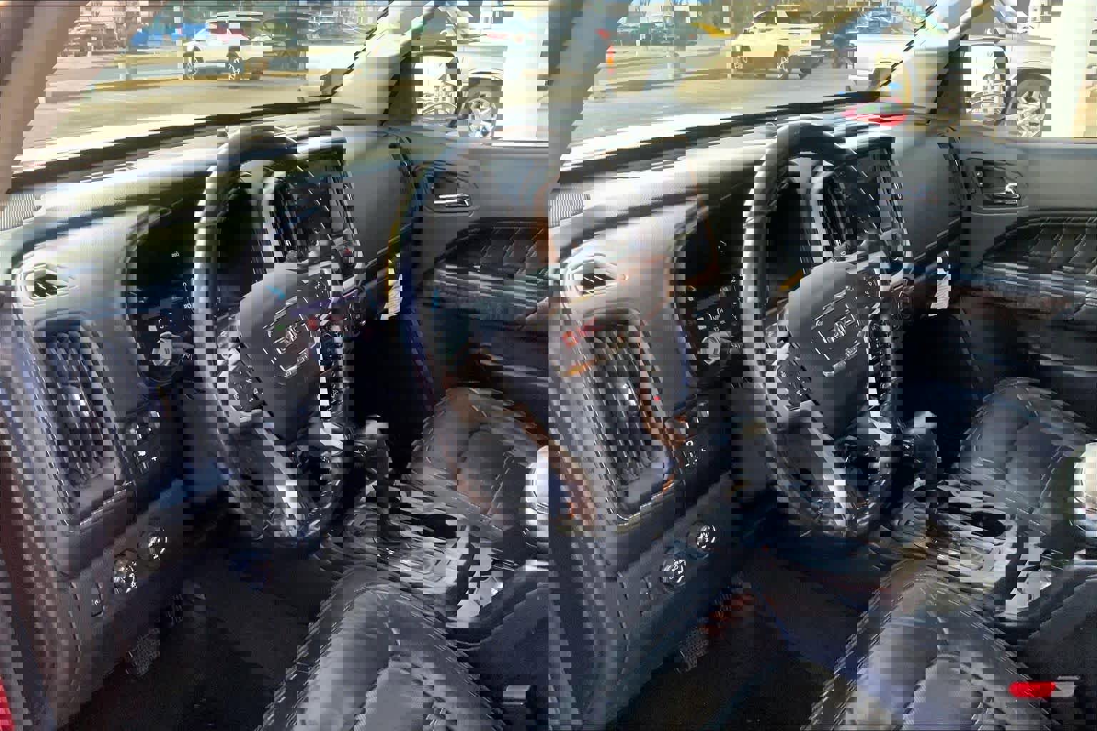 Used 2021 GMC Canyon Denali image 18