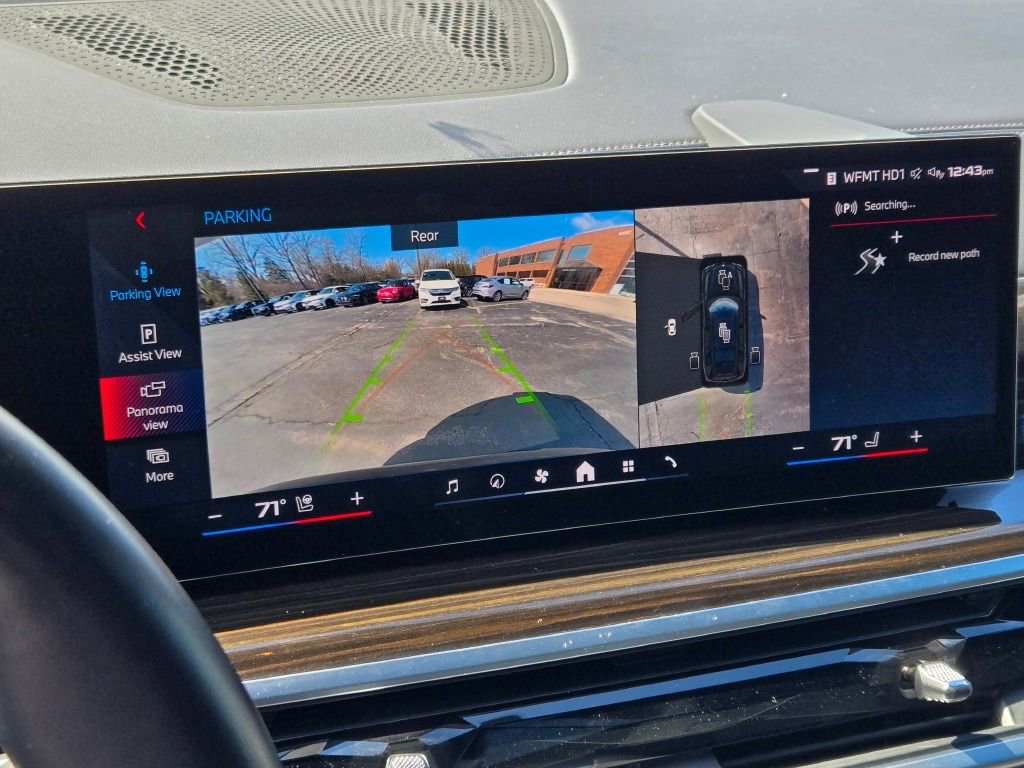 Used 2024 BMW X7 M60i w/ Executive Package AWD/4WD image 40
