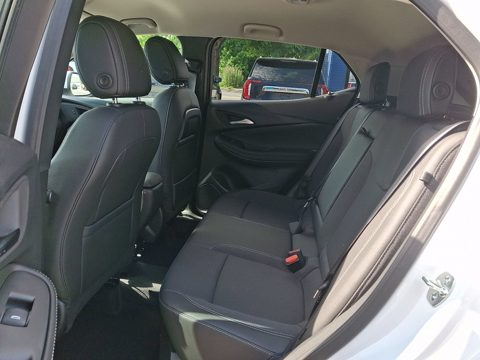New 2026 Buick Encore GX Preferred w/ Advanced Technology Package AWD/4WD image 10